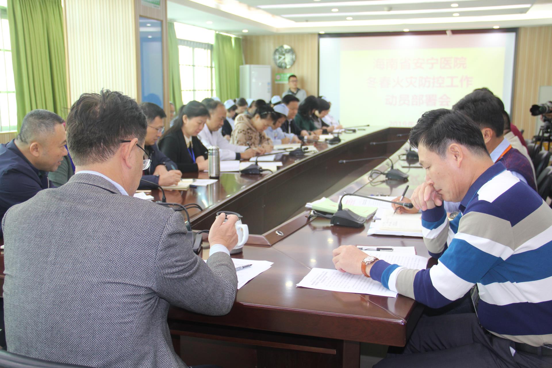 德州扑克大小
召开冬春火灾防控工作部署会