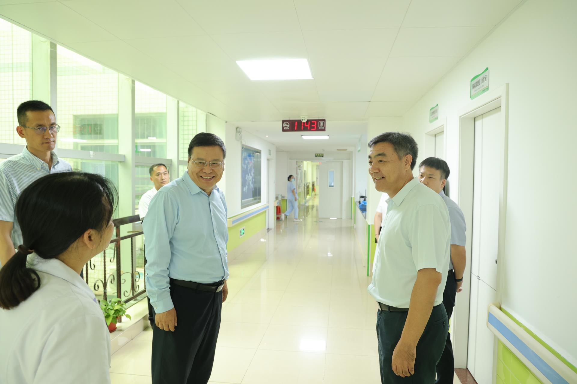 山东大学药学院党委书记王秋生一行到德州扑克大小
交流座谈